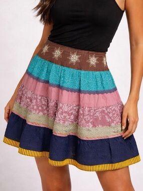 ANGIE Bohemian-style skirt
